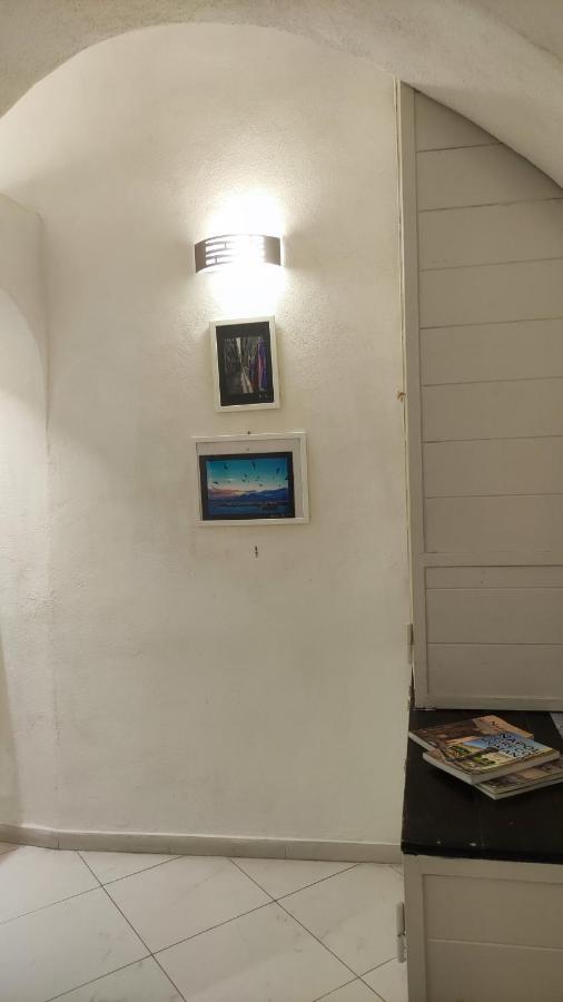Piccola Maison Nel Centro Di Napoli Bagian luar foto